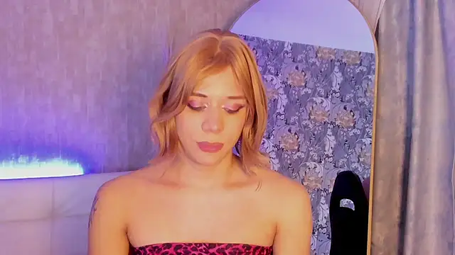 Snapshot of pixy_20 chatting on November 7, 2025, 4:01 am pixy 20 online show from November 7, 2025, 4:01 am