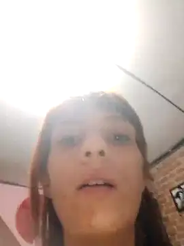 Snapshot of spacegirlll chatting on December 15, 2024, 8:30 am spacegirlll online show from December 15, 2024, 8:30 am