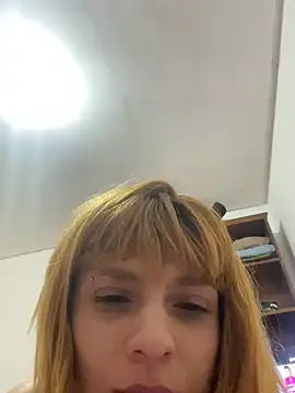 spacegirlll online show from December 16, 2025, 12:04 am