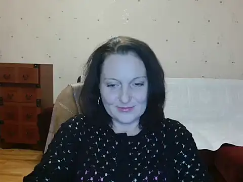 Alice3694 online show from December 16, 2024, 1:22 pm