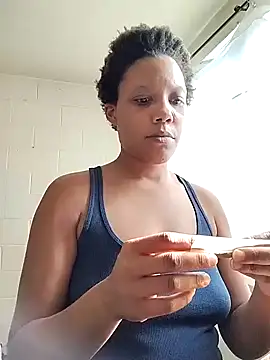 Snapshot of TickleMeKink chatting on January 13, 2025, 6:16 pm TickleMeKink online show from January 13, 2025, 6:16 pm