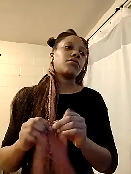 Snapshot of TickleMeKink chatting on January 15, 2025, 7:05 am TickleMeKink online show from January 15, 2025, 7:05 am