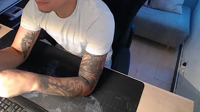 team dinamite69 online show from February 23, 2026, 12:13 pm