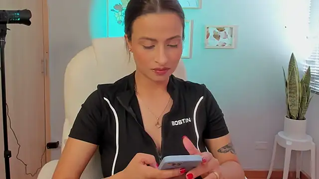 Elena Ruiz online show from January 10, 2025, 5:56 pm