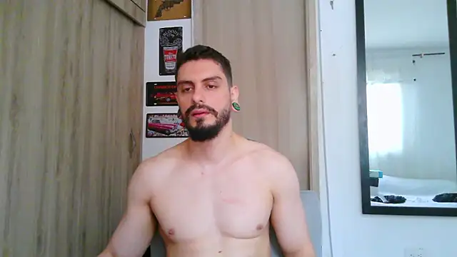 Aaron kwok28 online show from February 22, 2026, 7:56 pm