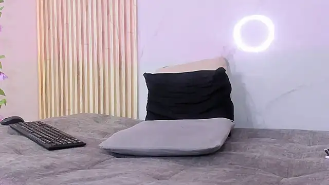 Snapshot of Aria_montgomeri chatting on March 22, 2025, 4:58 pm Aria montgomeri online show from March 22, 2025, 4:58 pm