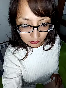 Snapshot of chicafresaxx chatting on December 26, 2024, 2:16 pm chicafresaxx online show from December 26, 2024, 2:16 pm