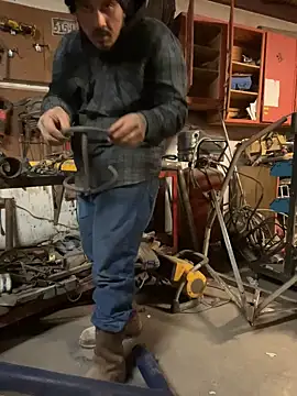 yomanfriend online show from December 14, 2024, 6:24 am