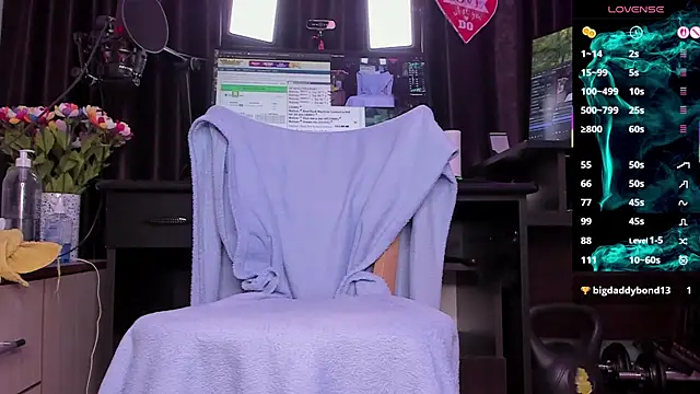 Raissa sky26 online show from April 11, 2026, 2:49 am