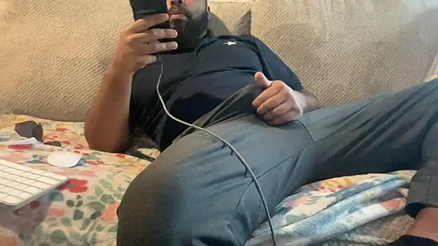 Snapshot of Bbcfun44 chatting on December 5, 2024, 10:34 pm Bbcfun44 online show from December 5, 2024, 10:34 pm