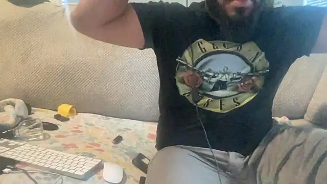 Snapshot of Bbcfun44 chatting on December 13, 2024, 8:37 pm Bbcfun44 online show from December 13, 2024, 8:37 pm