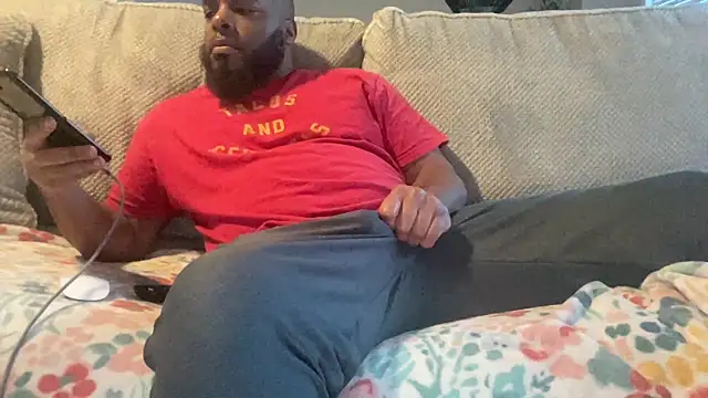 Snapshot of Bbcfun44 chatting on December 27, 2024, 11:10 pm Bbcfun44 online show from December 27, 2024, 11:10 pm