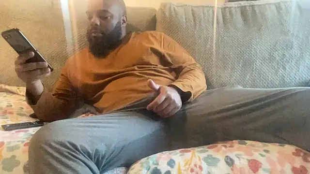 Snapshot of Bbcfun44 chatting on January 2, 2025, 10:11 pm Bbcfun44 online show from January 2, 2025, 10:11 pm