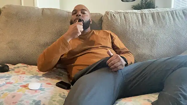 Snapshot of Bbcfun44 chatting on January 8, 2025, 6:20 pm Bbcfun44 online show from January 8, 2025, 6:20 pm