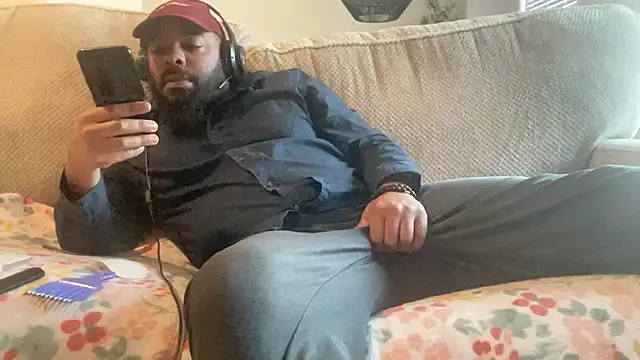 Snapshot of Bbcfun44 chatting on January 27, 2025, 10:27 pm Bbcfun44 online show from January 27, 2025, 10:27 pm