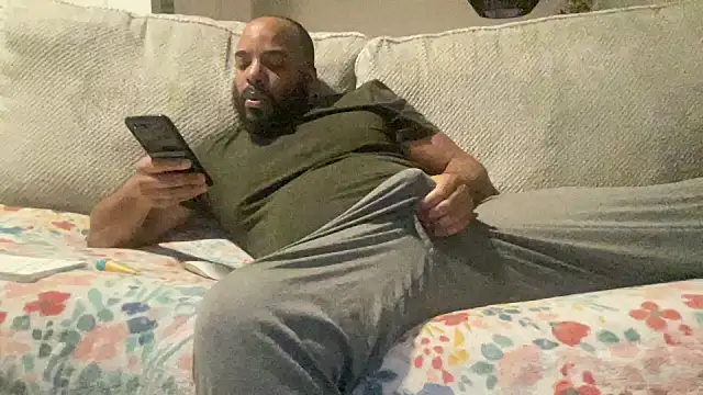 Snapshot of Bbcfun44 chatting on February 16, 2025, 8:43 am Bbcfun44 online show from February 16, 2025, 8:43 am