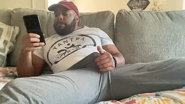 Snapshot of Bbcfun44 chatting on February 23, 2025, 9:48 pm Bbcfun44 online show from February 23, 2025, 9:48 pm