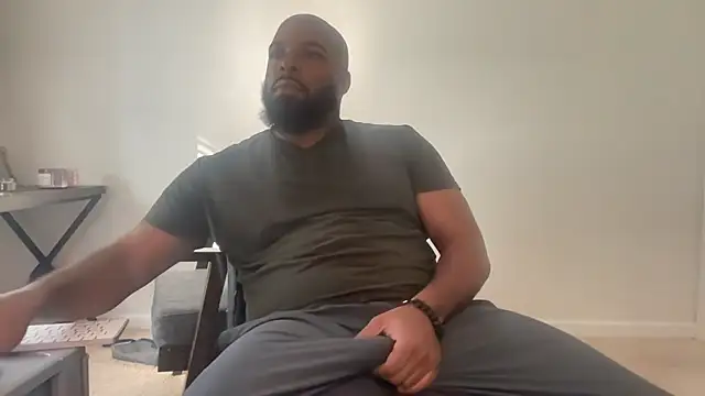 Snapshot of Bbcfun44 chatting on September 9, 2025, 2:05 pm Bbcfun44 online show from September 9, 2025, 2:05 pm