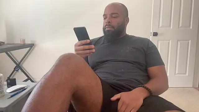 Snapshot of Bbcfun44 chatting on September 18, 2025, 2:52 pm Bbcfun44 online show from September 18, 2025, 2:52 pm