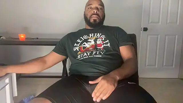 Snapshot of Bbcfun44 chatting on October 25, 2025, 10:26 pm Bbcfun44 online show from October 25, 2025, 10:26 pm