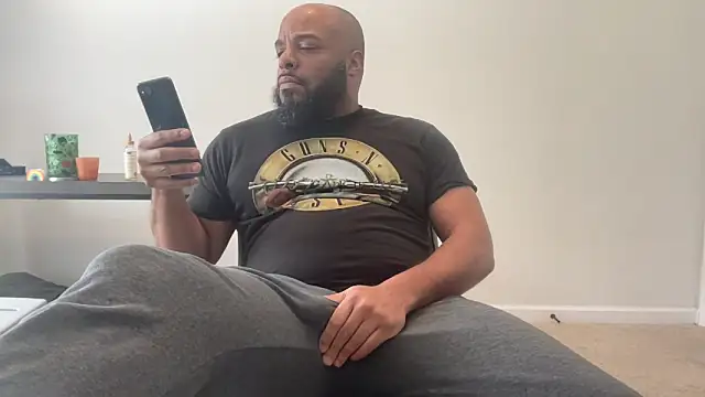 Snapshot of Bbcfun44 chatting on November 3, 2025, 5:14 pm Bbcfun44 online show from November 3, 2025, 5:14 pm