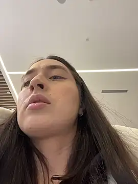 Snapshot of Holly_Play chatting on February 23, 2026, 12:02 pm Holly Play online show from February 23, 2026, 12:02 pm