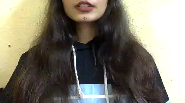 krati74 online show from January 24, 2025, 5:53 pm