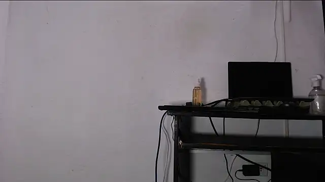 Snapshot of sweet_princess707 chatting on January 24, 2025, 8:43 pm sweet princess707 online show from January 24, 2025, 8:43 pm