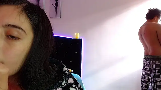 Bonny Bonss online show from July 12, 2026, 9:28 pm