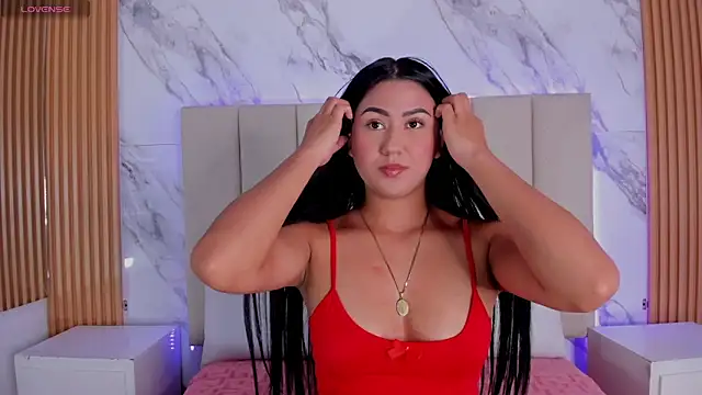 Iris Thompson  online show from January 12, 2026, 4:50 am