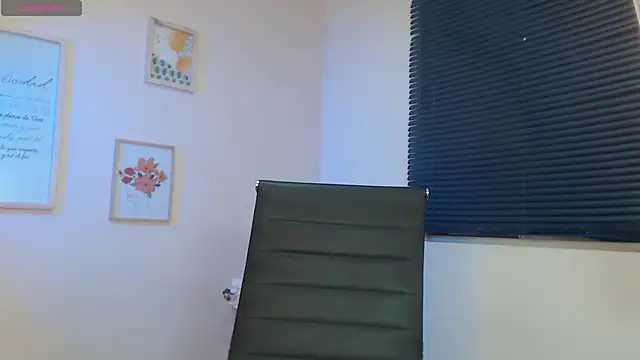 Snapshot of lucy_diiaz chatting on January 10, 2025, 12:27 am lucy diiaz online show from January 10, 2025, 12:27 am