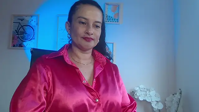 Snapshot of lucy_diiaz chatting on February 3, 2025, 6:49 pm lucy diiaz online show from February 3, 2025, 6:49 pm