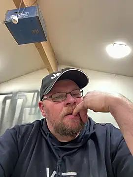 Snapshot of Thenakedjoiner1 chatting on February 21, 2026, 5:03 pm Thenakedjoiner1 online show from February 21, 2026, 5:03 pm