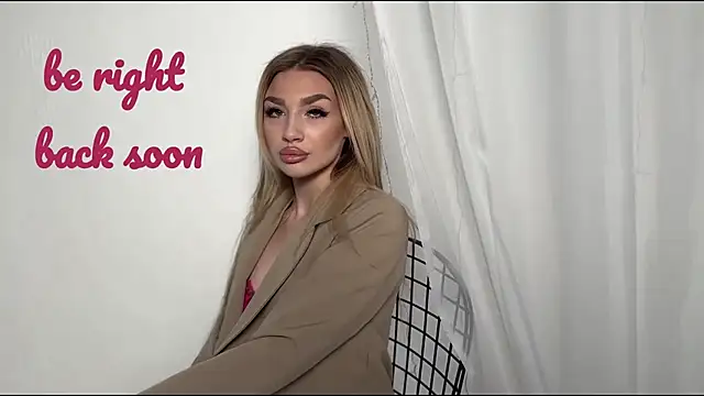 Ella Milla online show from April 1, 2026, 1:34 pm