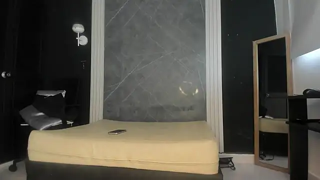 YummyDuooo online show from January 27, 2025, 1:09 pm