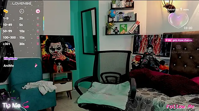 flowers18 online show from November 18, 2025, 11:15 pm