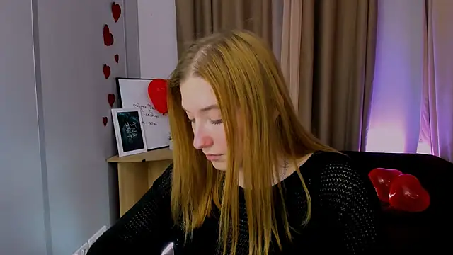 daisy candy online show from February 26, 2025, 5:28 pm