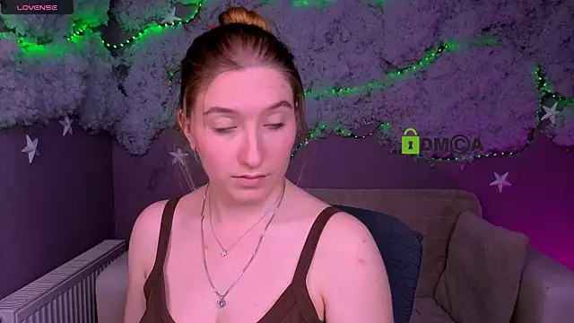 Snapshot of daisy_candy chatting on May 23, 2026, 8:35 pm daisy candy online show from May 23, 2026, 8:35 pm