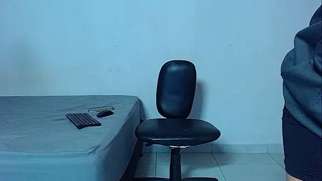 Snapshot of mikecoper_23 chatting on January 19, 2026, 1:15 pm mikecoper 23 online show from January 19, 2026, 1:15 pm