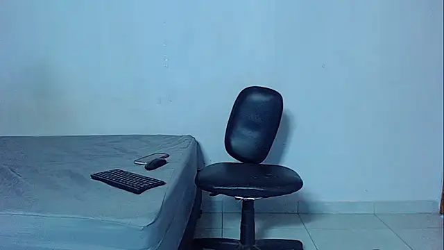 Snapshot of mikecoper_23 chatting on February 11, 2026, 2:22 pm mikecoper 23 online show from February 11, 2026, 2:22 pm