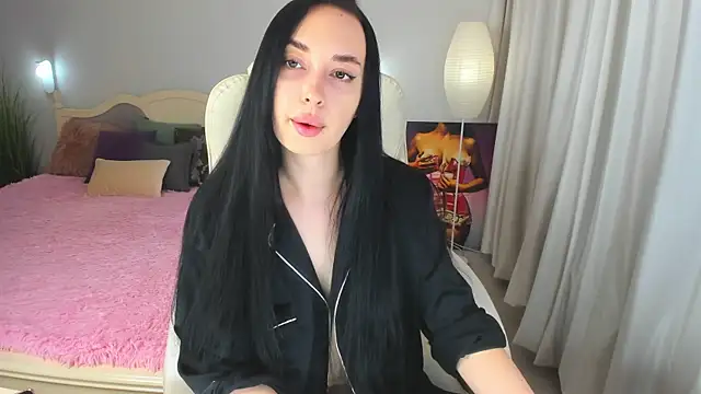 Miss Elia online show from February 20, 2025, 4:36 pm