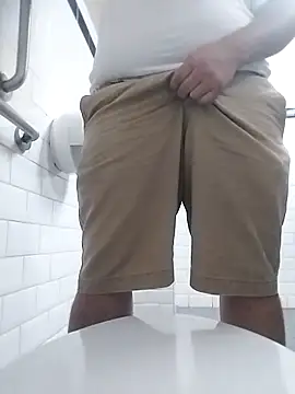 Snapshot of Whiper2024 chatting on September 14, 2025, 7:46 pm Whiper2024 online show from September 14, 2025, 7:46 pm