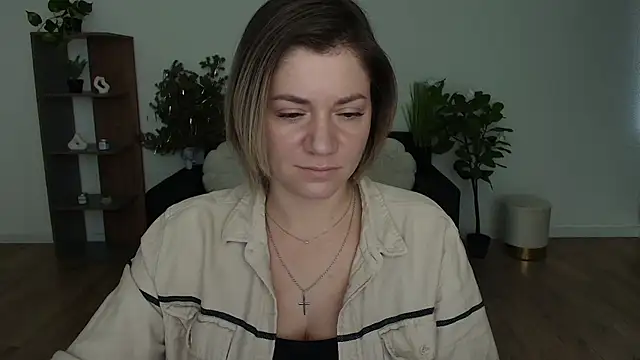 MariaSttone online show from January 26, 2025, 1:04 pm