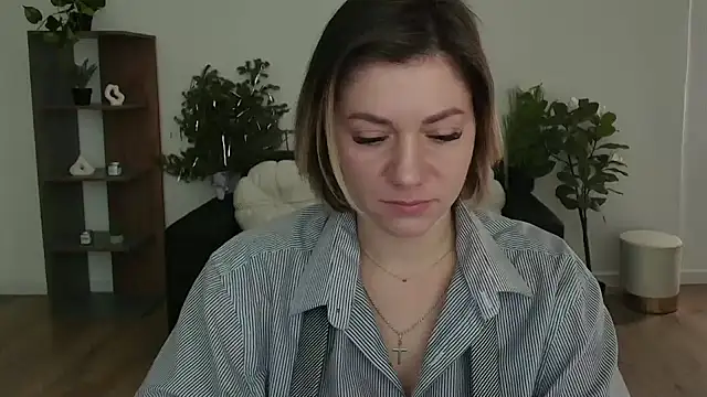 MariaSttone online show from February 12, 2025, 11:40 am