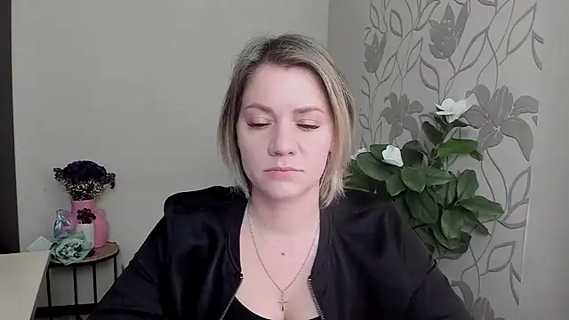 MariaSttone online show from March 18, 2025, 11:52 am