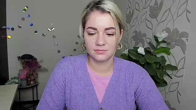 MariaSttone online show from February 4, 2026, 12:33 pm