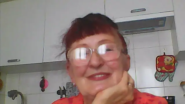 TanyaSweet634 online show from June 30, 2026, 6:03 am