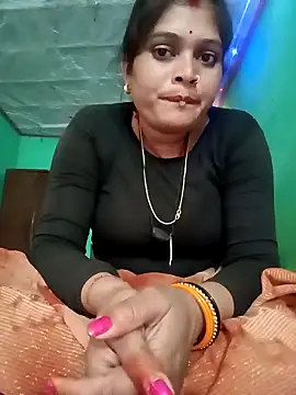 Snapshot of Chandni chatting on February 3, 2025, 10:03 am Chandni online show from February 3, 2025, 10:03 am