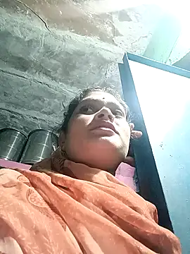 Snapshot of Chandni chatting on February 11, 2025, 3:29 pm Chandni online show from February 11, 2025, 3:29 pm