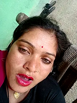 Snapshot of Chandni chatting on February 18, 2025, 9:21 am Chandni online show from February 18, 2025, 9:21 am